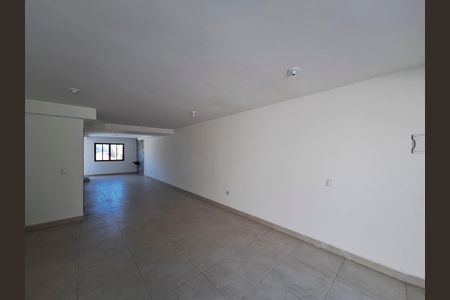Casa à venda com 212m², 3 quartos e 4 vagasGaragem