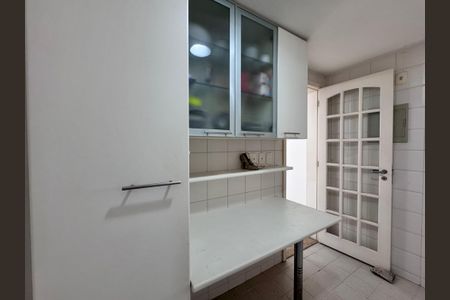 Apartamento à venda com 129m², 3 quartos e 2 vagasCozinha e Área de Serviço