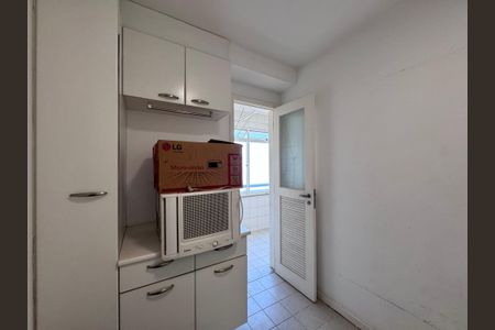 Apartamento à venda com 129m², 3 quartos e 2 vagasCozinha e Área de Serviço - Quarto