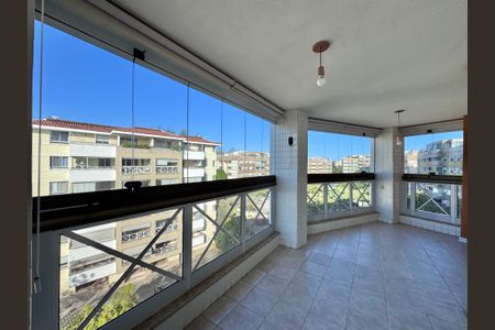 Apartamento à venda com 129m², 3 quartos e 2 vagasVaranda