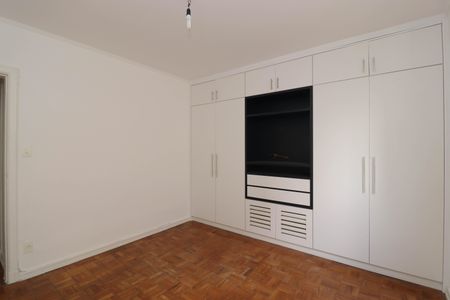 Apartamento à venda com 160m², 3 quartos e 2 vagas Apartamento à venda com 160m², 3 quartos e 2 vagasQuarto 1