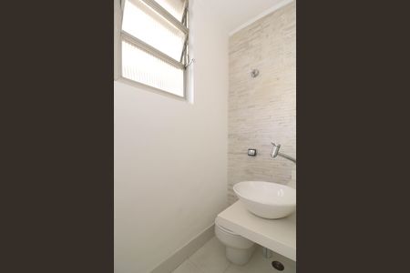 Apartamento à venda com 160m², 3 quartos e 2 vagas Apartamento à venda com 160m², 3 quartos e 2 vagasLavabo