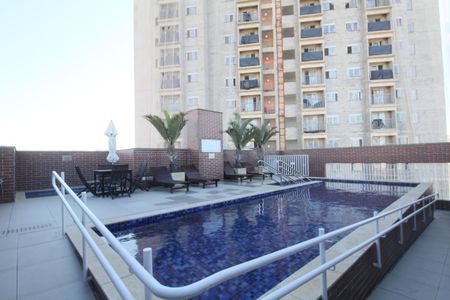Apartamento à venda com 63m², 2 quartos e 1 vaga Apartamento à venda com 63m², 2 quartos e 1 vagaÁrea comum - Piscina