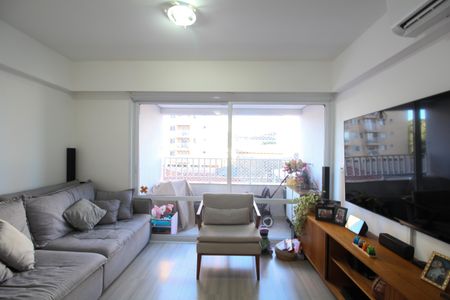 Apartamento à venda com 63m², 2 quartos e 1 vaga Apartamento à venda com 63m², 2 quartos e 1 vagaSala