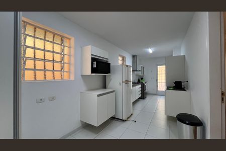 Casa à venda com 300m², 3 quartos e sem vaga Casa à venda com 300m², 3 quartos e sem vagaCozinha