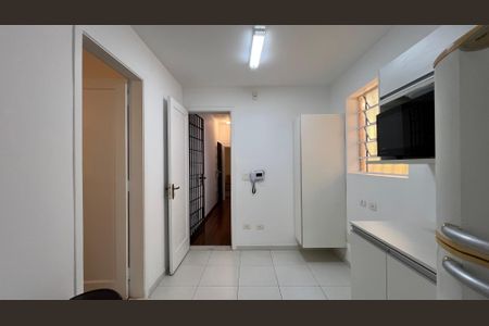 Casa à venda com 300m², 3 quartos e sem vaga Casa à venda com 300m², 3 quartos e sem vagaCozinha