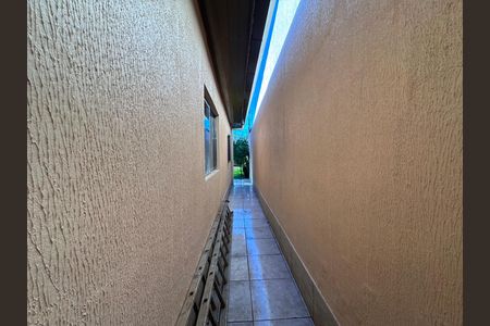 Casa à venda com 240m², 4 quartos e 3 vagas Casa à venda com 240m², 4 quartos e 3 vagasÁrea Externa