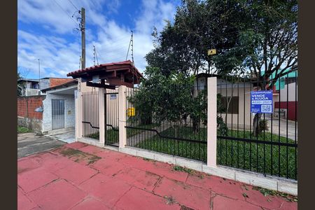 Casa à venda com 240m², 4 quartos e 3 vagas Casa à venda com 240m², 4 quartos e 3 vagasPlaca