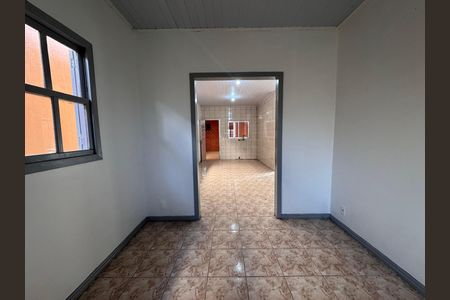 Casa à venda com 240m², 4 quartos e 3 vagas Casa à venda com 240m², 4 quartos e 3 vagasSala