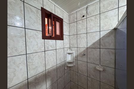 Casa à venda com 240m², 4 quartos e 3 vagas Casa à venda com 240m², 4 quartos e 3 vagasBanheiro 3