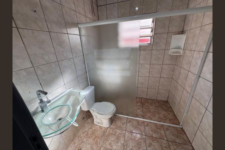 Casa à venda com 240m², 4 quartos e 3 vagas Casa à venda com 240m², 4 quartos e 3 vagasBanheiro 1