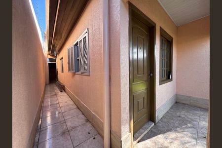 Casa à venda com 240m², 4 quartos e 3 vagas Casa à venda com 240m², 4 quartos e 3 vagasÁrea Externa