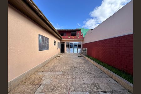 Casa à venda com 240m², 4 quartos e 3 vagas Casa à venda com 240m², 4 quartos e 3 vagasÁrea Externa