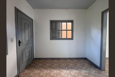 Casa à venda com 240m², 4 quartos e 3 vagas Casa à venda com 240m², 4 quartos e 3 vagasSala