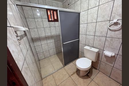 Casa à venda com 240m², 4 quartos e 3 vagas Casa à venda com 240m², 4 quartos e 3 vagasBanheiro 3