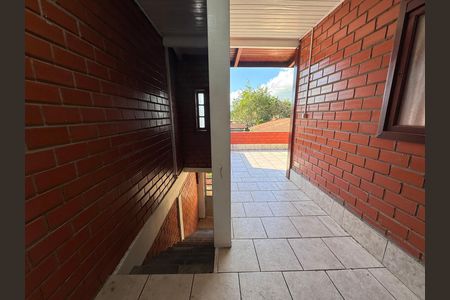 Casa à venda com 240m², 4 quartos e 3 vagas Casa à venda com 240m², 4 quartos e 3 vagasÁrea Externa
