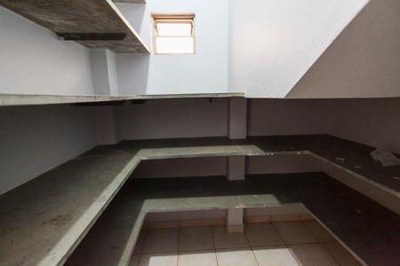 Casa para alugar com 452m², 5 quartos e 4 vagasDespensa