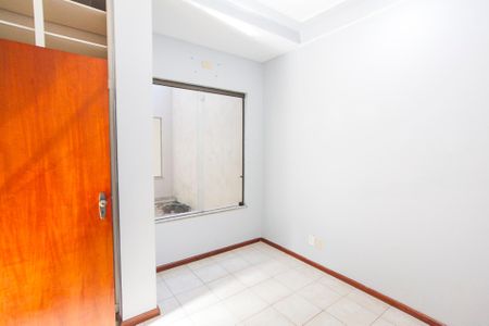 Casa para alugar com 452m², 5 quartos e 4 vagasQuarto