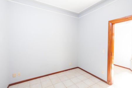 Casa para alugar com 452m², 5 quartos e 4 vagasQuarto