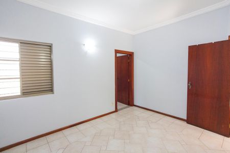 Casa para alugar com 452m², 5 quartos e 4 vagasQuarto 2