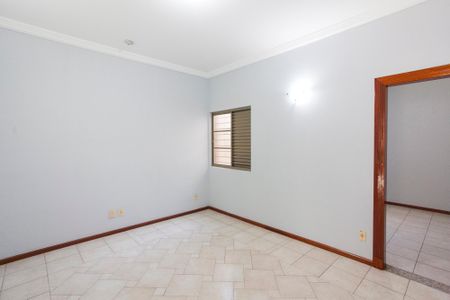 Casa para alugar com 452m², 5 quartos e 4 vagasQuarto 2