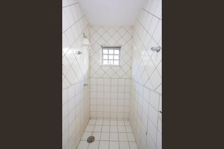 Casa para alugar com 452m², 5 quartos e 4 vagasBanheiro de Serviço