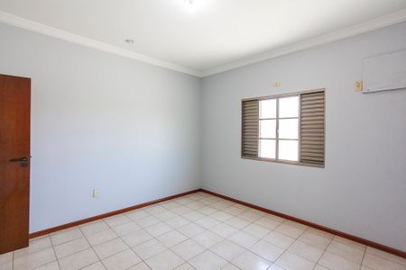 Casa para alugar com 452m², 5 quartos e 4 vagasSuíte 3