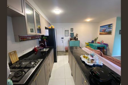 Apartamento à venda com 66m², 2 quartos e 2 vagasCozinha