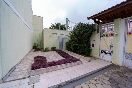 Casa de condomínio à venda com 72m², 2 quartos e 1 vaga Casa de condomínio à venda com 72m², 2 quartos e 1 vagaÁrea comum