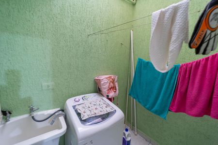 Casa de condomínio à venda com 72m², 2 quartos e 1 vaga Casa de condomínio à venda com 72m², 2 quartos e 1 vagaÁrea de Serviço