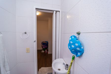 Casa de condomínio à venda com 72m², 2 quartos e 1 vaga Casa de condomínio à venda com 72m², 2 quartos e 1 vagaBanheiro do Quarto 1