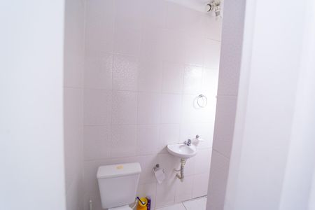 Casa de condomínio à venda com 72m², 2 quartos e 1 vaga Casa de condomínio à venda com 72m², 2 quartos e 1 vagaBanheiro do Quarto 2