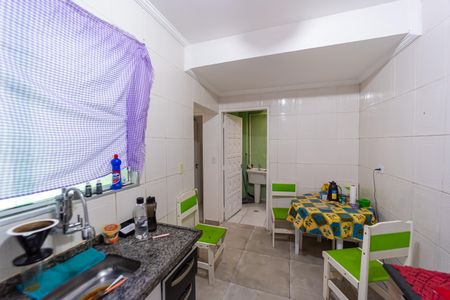 Casa de condomínio à venda com 72m², 2 quartos e 1 vaga Casa de condomínio à venda com 72m², 2 quartos e 1 vagaCozinha