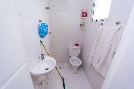 Casa de condomínio à venda com 72m², 2 quartos e 1 vaga Casa de condomínio à venda com 72m², 2 quartos e 1 vagaBanheiro do Quarto 1