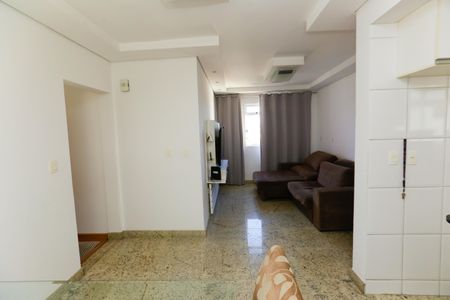 Apartamento à venda com 85m², 3 quartos e 2 vagas Apartamento à venda com 85m², 3 quartos e 2 vagasSala