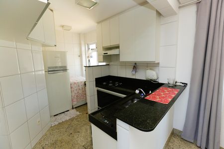 Apartamento à venda com 85m², 3 quartos e 2 vagas Apartamento à venda com 85m², 3 quartos e 2 vagasCozinha