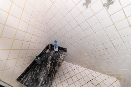 Apartamento à venda com 64m², 2 quartos e sem vagaBanheiro