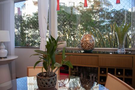 Apartamento para alugar com 144m², 4 quartos e 2 vagasSala