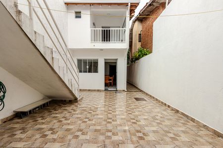 Casa à venda com 140m², 4 quartos e 2 vagas Casa à venda com 140m², 4 quartos e 2 vagasQuintal