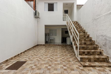 Casa à venda com 140m², 4 quartos e 2 vagas Casa à venda com 140m², 4 quartos e 2 vagasQuintal