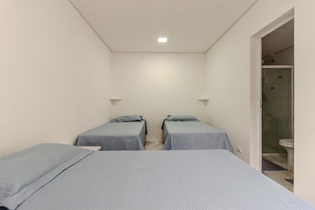 Casa à venda com 140m², 4 quartos e 2 vagas Casa à venda com 140m², 4 quartos e 2 vagasSuíte 3