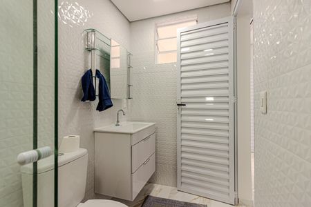 Casa à venda com 140m², 4 quartos e 2 vagas Casa à venda com 140m², 4 quartos e 2 vagasBanheiro da Suíte 3