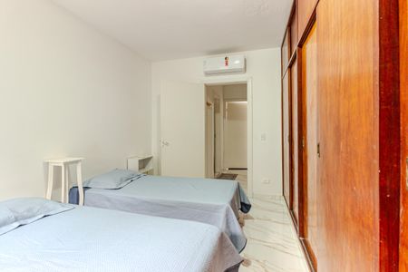 Casa à venda com 140m², 4 quartos e 2 vagas Casa à venda com 140m², 4 quartos e 2 vagasQuarto 1