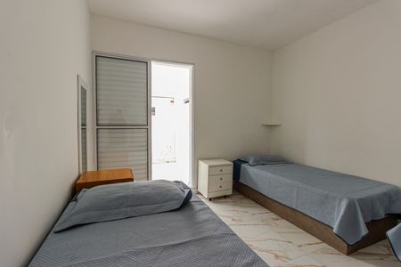 Casa à venda com 140m², 4 quartos e 2 vagas Casa à venda com 140m², 4 quartos e 2 vagasSuíte 2