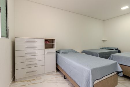 Casa à venda com 140m², 4 quartos e 2 vagas Casa à venda com 140m², 4 quartos e 2 vagasSuíte 3