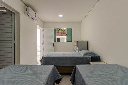 Casa à venda com 140m², 4 quartos e 2 vagas Casa à venda com 140m², 4 quartos e 2 vagasSuíte 3