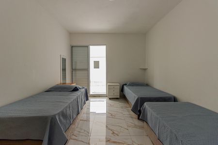 Casa à venda com 140m², 4 quartos e 2 vagas Casa à venda com 140m², 4 quartos e 2 vagasSuíte 2