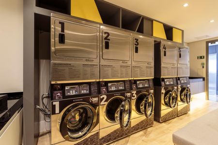 Apartamento à venda com 65m², 2 quartos e 1 vaga Apartamento à venda com 65m², 2 quartos e 1 vagaLavanderia