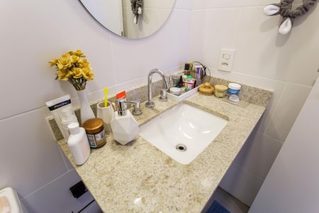 Apartamento à venda com 65m², 2 quartos e 1 vaga Apartamento à venda com 65m², 2 quartos e 1 vagaBanheiro da Suíte