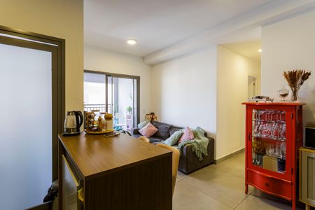 Apartamento à venda com 65m², 2 quartos e 1 vaga Apartamento à venda com 65m², 2 quartos e 1 vagaSala